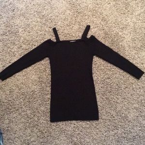 Black 3/4 sleeve shirt